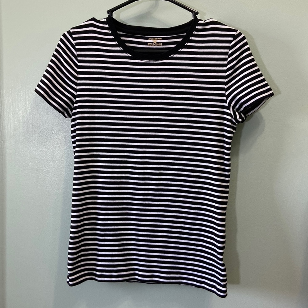 Jones New York Sport Women's Short Sleeve Top Size Medium Stretch # 224